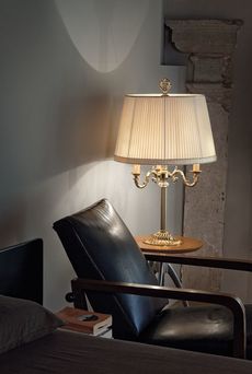 Euroluce Lampadari SIRIO LG3 - настольная лампа производства Италии: фото, описание, характеристики, цена, отзывы
