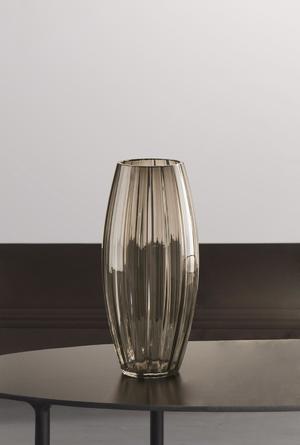 Euroluce Lampadari YNCANTO Vase / Fume - ваза производства Италии: фото, описание, характеристики, цена, отзывы